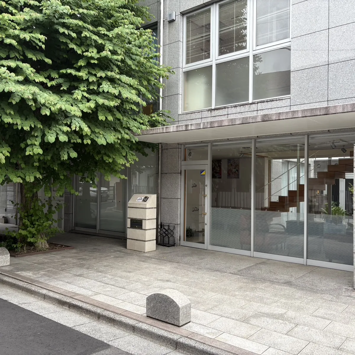 本社（日本・東京 / Japan）